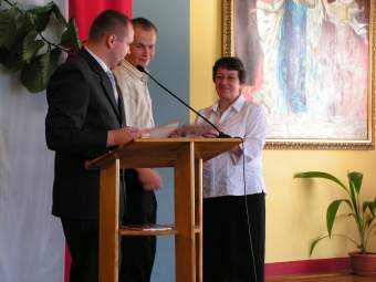 Po�egnanie absolwent�w ZSZ.