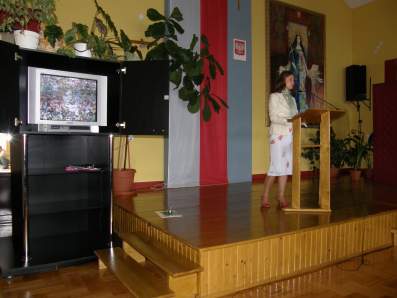 Wyk�ad inauguracyjny pani Agaty P�aweckiej - Flaga.