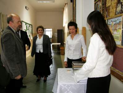 Minister Edukacji Narodowej Ryszard Legutko w ZS w �egocinie.