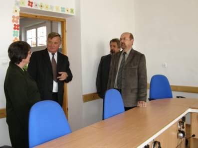 Minister Edukacji Narodowej Ryszard Legutko w ZS w �egocinie.