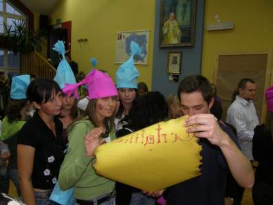 Otrz�siny pierwszoklasist�w.