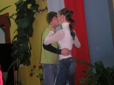 Otrz�siny klas pierwszych gimnazjum.