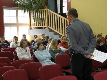 Spotkanie z policjantem. 7.11.2007.