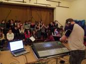 Sesja nagraniowa szkolnego ch�ru.