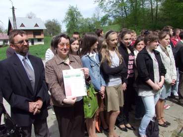 Uroczysto�� zasadzenia D�b�w Pami�ci w �egocinie.