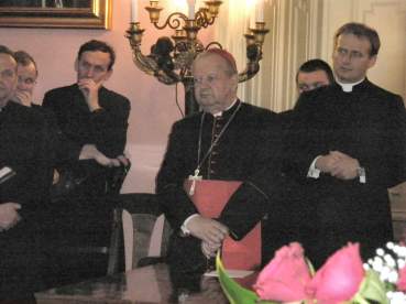 Patron Honorowy Fundacji, JE Ks. Kardyna� S. Dziwisz.