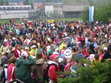 Ucxniowie ZS w �egocinie na X. Rajdzie Papieskim.