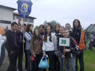 Ucxniowie ZS w �egocinie na X. Rajdzie Papieskim.