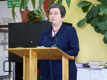 Pani dyrektor Danuta P�czek.