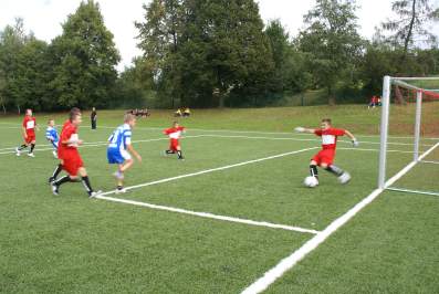 Oddanie do u�ytku przyszkolnego kompleksu sportowego.