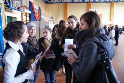 Na stoisku ZS w �egocinie.