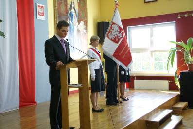 �lubowanie uczni�w klas pierwszych.