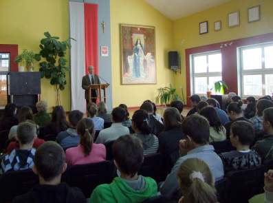 Wyk�ad dr Teofila Wojciechowskiego w ZS w �egocinie.