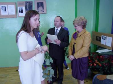 Wyr�nienie dla Karoliny Kaliciak.