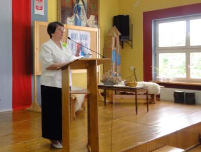 Przemawia Dyrektor Danuta P�czek.