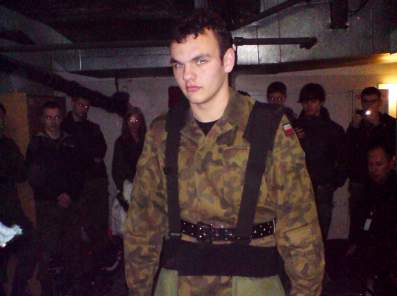 Klasa Stra�y Granicznej na lotnisku w Balicach.