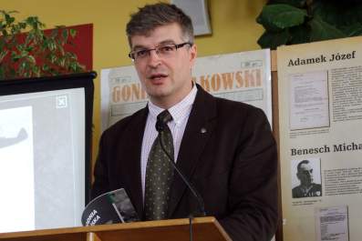 Wyk�ad dr Dariusza Gorajczyka w auli Zespo�u Szk� w �egocinie