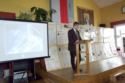 Wyk�ad dr Dariusza Gorajczyka w auli Zespo�u Szk� w �egocinie