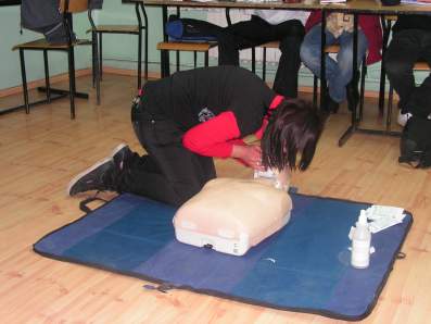 Kurs pomocy przedmedycznej w ZSZ w �egocinie.