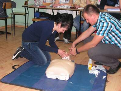 Kurs pomocy przedmedycznej w ZSZ w �egocinie.