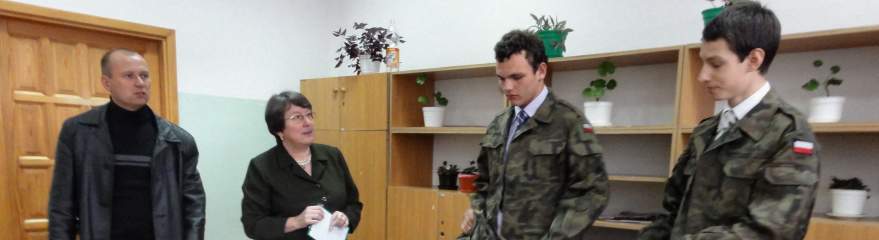 Mundurowanie klasy stra�y granicznej.