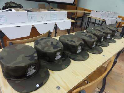 Mundurowanie klasy stra�y granicznej.