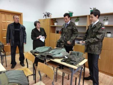 Mundurowanie klasy stra�y granicznej.