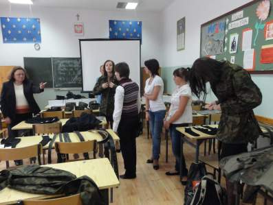 Mundurowanie klasy stra�y granicznej.