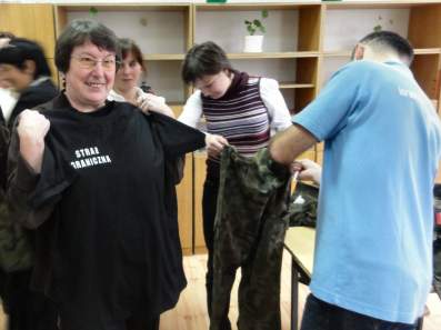 Mundurowanie klasy stra�y granicznej.