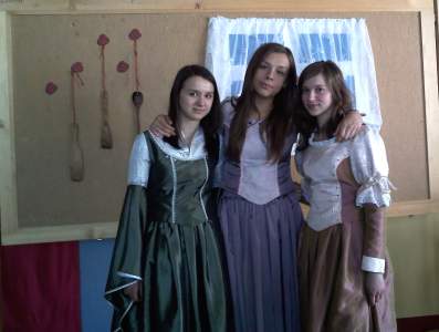 Pierwsza publiczna prezentacja projektu edukacyjnego w Gimnazjum w �egocinie.