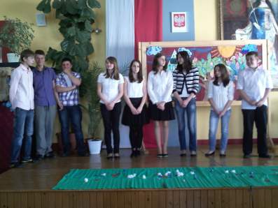 Pierwsza publiczna prezentacja projektu edukacyjnego w Gimnazjum w �egocinie.