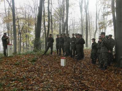 Klasa Stra�y Granicznej LO w �egocinie na wycieczce w Barwinku.