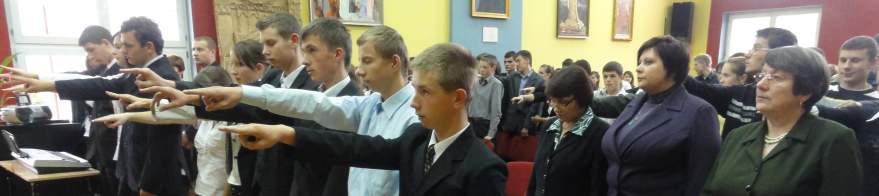 �lubowanie uczni�w klas pierwszych Zespo�u Szk� w �eg