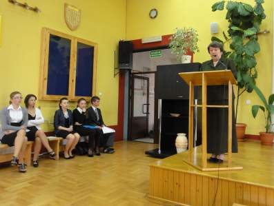  �lubowanie uczni�w klas pierwszych.