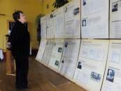 Wystawa w szkolnej auli.