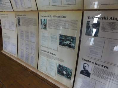 Wystawa katy�ska w auli ZS w �egocinie.