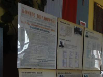 Wystawa katy�ska w auli ZS w �egocinie.