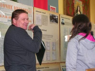 Wystawa katy�ska w auli ZS w �egocinie.