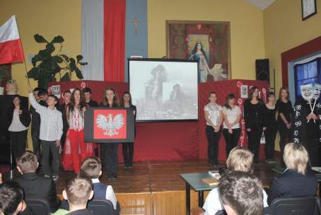 Akademia w 94. rocznic� odzyskania niepodleg�o�ci - 07.11.2012 r.