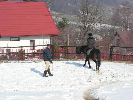 Zaj�cia hipiczne uczni�w klasy drugiej Stra�y Granicznej - 23.02.2013 r.