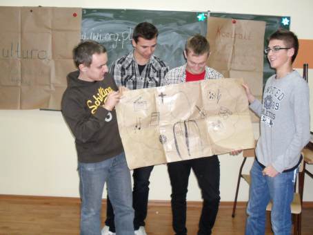 Liceali�ci w projekcie "Bliski Wsch�d" - 06.03.2013 r.