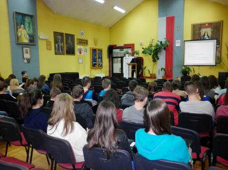 Prelekcja w auli Zespo�u Szk� w �egocinie - 09.12.2013 r.