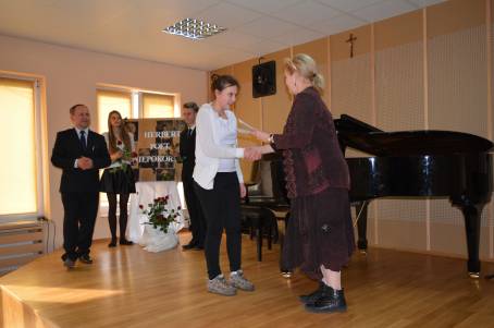 Dyplom dla Aleksandry Zapart.