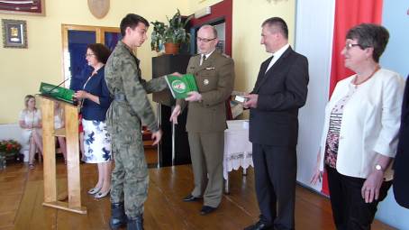 Wr�czenie certyfikat�w - 23.06.2016 r.