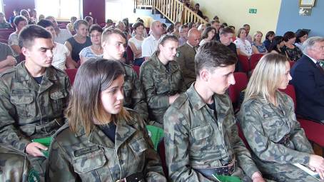 Wr�czenie certyfikat�w - 23.06.2016 r.