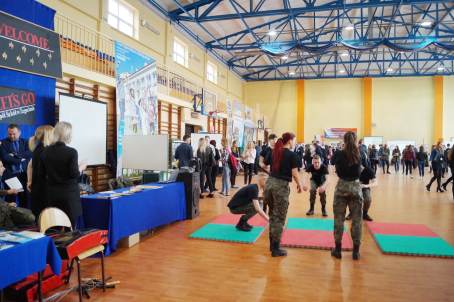 ZS w �egocinie na Gie�dzie Informacji Zawodowej w Bochni - 16.03.2017 r.