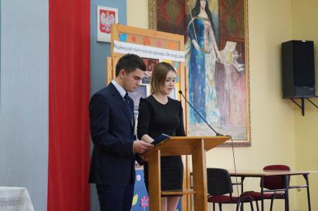 Po�egnanie absolwent�w klasy trzeciej LO - 28.04.2017