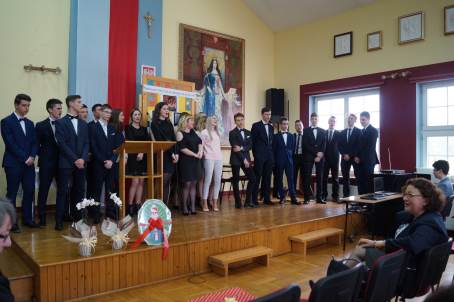 Po�egnanie absolwent�w klasy trzeciej LO - 28.04.2017