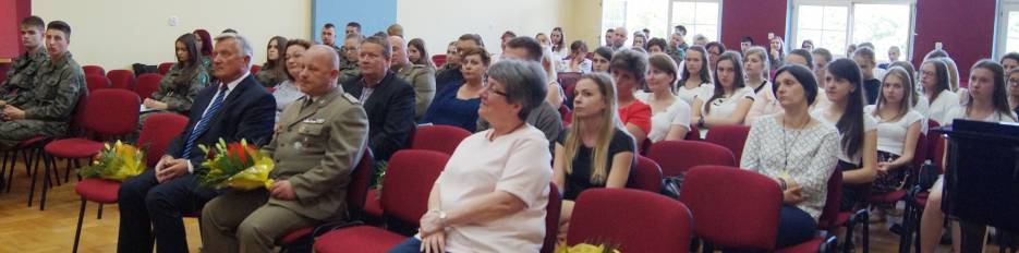 wr�czenie certyfikat�w uczniom z Klasy Strazy Granicznej - 22.06.2017