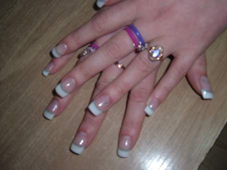 Kurs manicure i stylizacji paznokcia.
